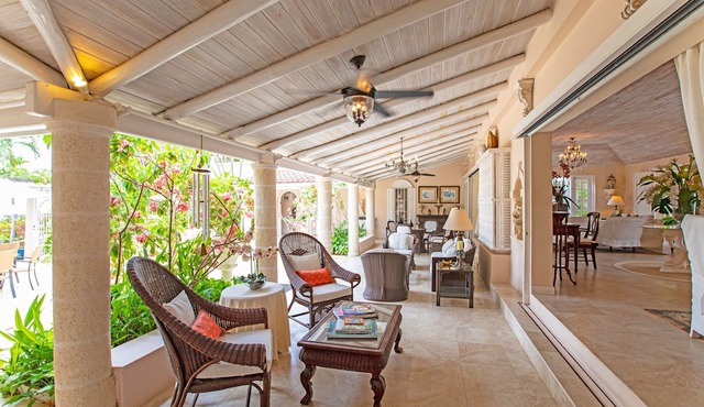 Shangri La in Paynes Bay