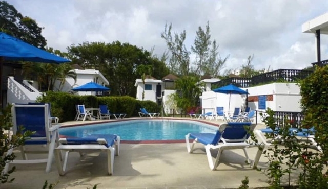 Rockley Golf Club 309 2 Bed 2 Bath Pool Tennis Bar in Rockley