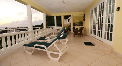 #3 Eastry Gardens - Cozy 1BR Studio w Ocean View