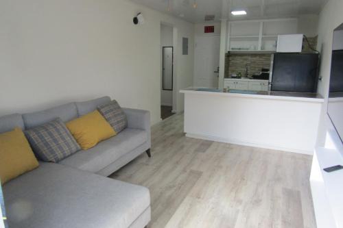 103 Batts Rock Beach Condo's in Saint Michael