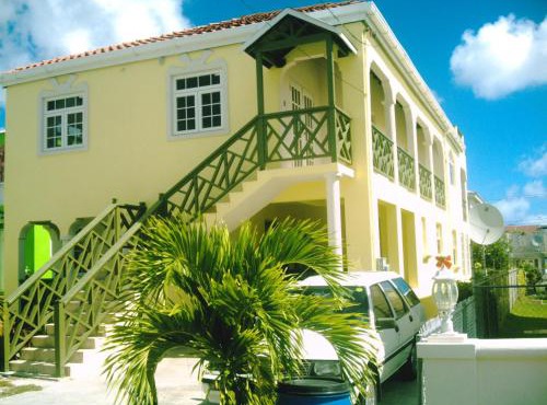 Nicolodge Apartments in Christ Church